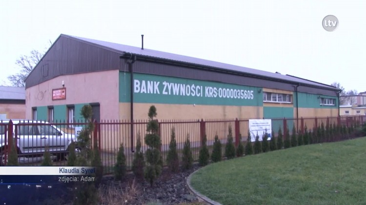 Bank Żywności z nowym dachem.mp4