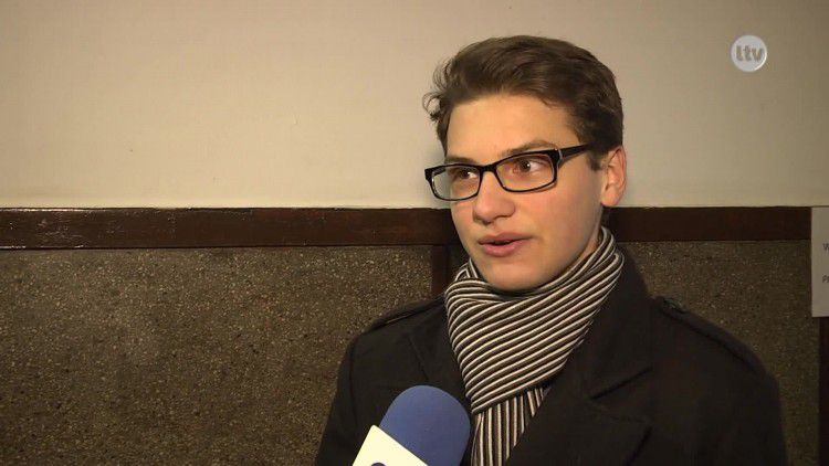 Czy warto iść na studia?.mp4