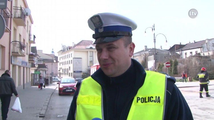Prosto w ścianę.mp4