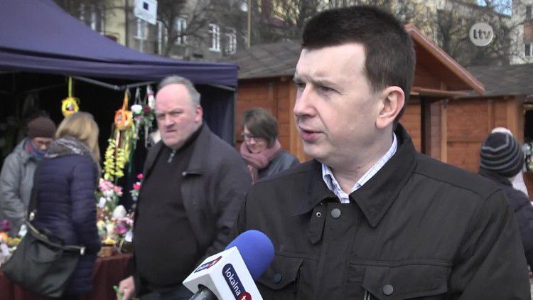 Ruszył Wielkanocny Ryneczek.mp4