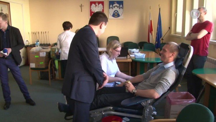 W urzędzie miasta przelano krew.mp4