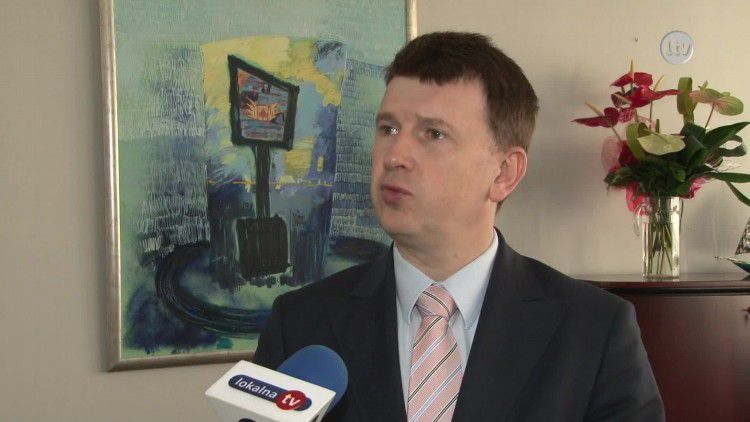 Szwaczki potrzebne od zaraz.mp4