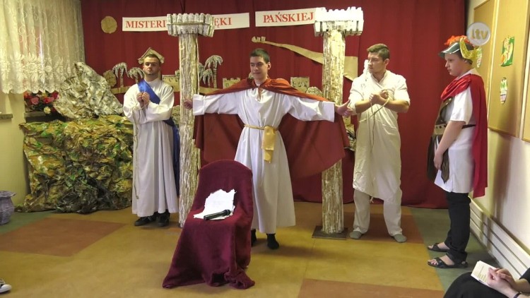 Misterium Męki Pańskiej w nowej odsłonie.mp4