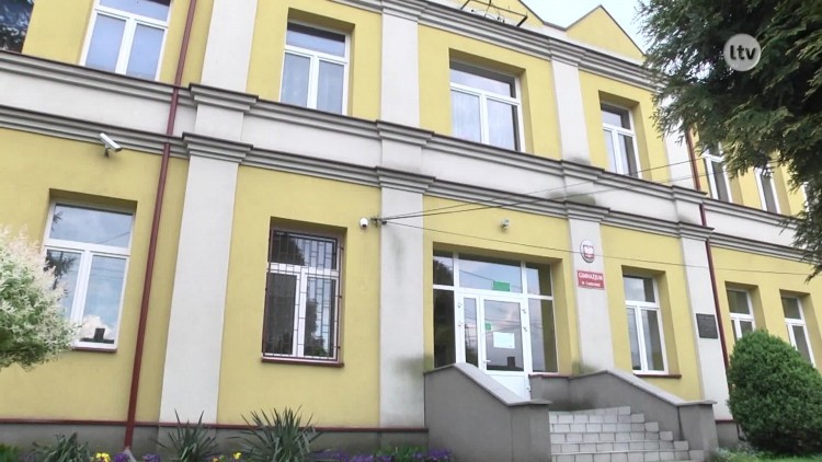 Budynek niezgody.mp4