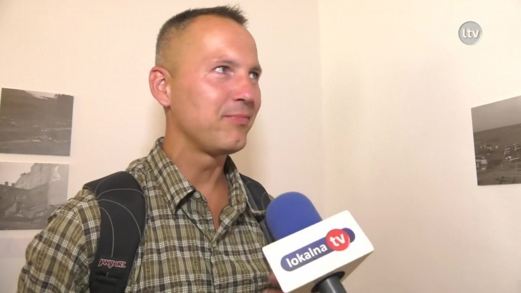 ,,Inny Obraz Świata" w Biurze Wystaw Artystycznych.mp4