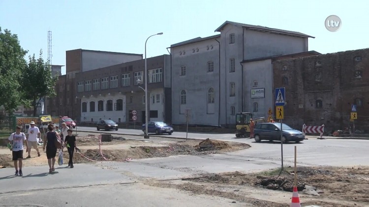 Nowe problemy starego browaru.mp4