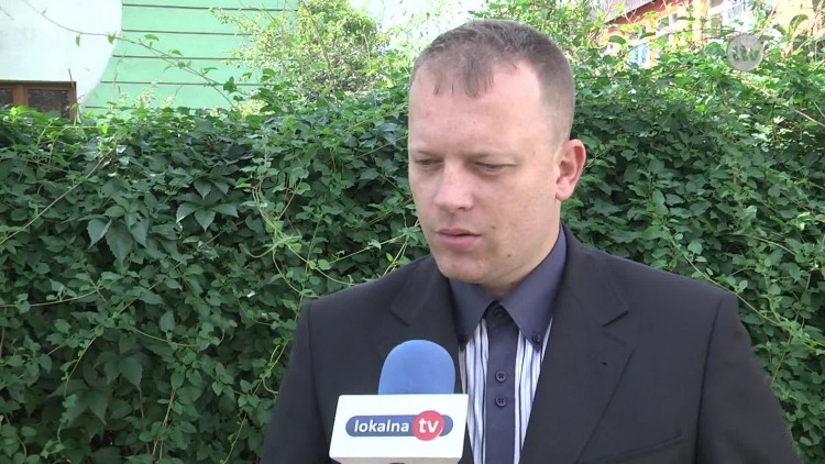 Pomór w stawie w parku miejskim.mp4