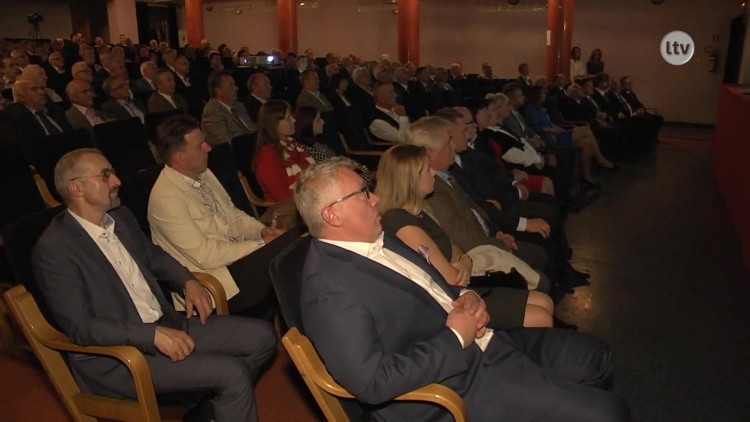 80 lat Centralnego Okręgu Przemysłowego.mp4