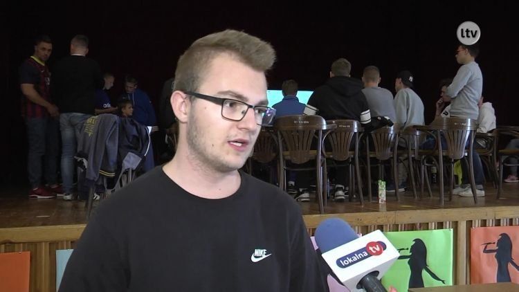 I Turniej FIFA 2017.mp4