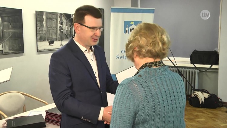 Większe dotacje dla ostrowieckich organizacji  pozarządowych.mp4