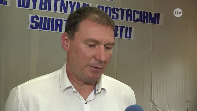 Sportowe autorytety w SMS-ie.mp4