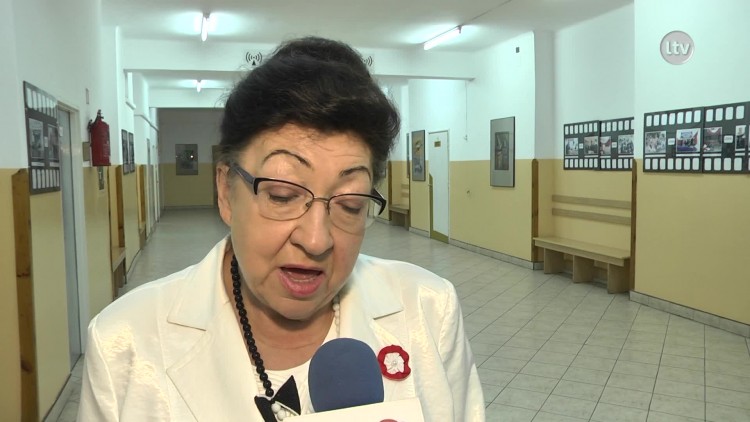 "Pieśni chwały Polaków".mp4