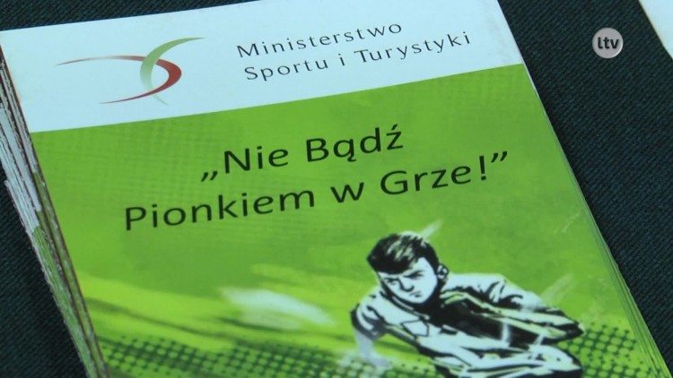 "Nie bądź pionkiem w grze".mp4