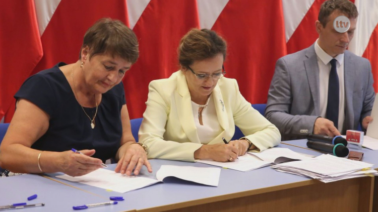 Nowe linie komunikacyjne już niebawem. Podpisano umowy
