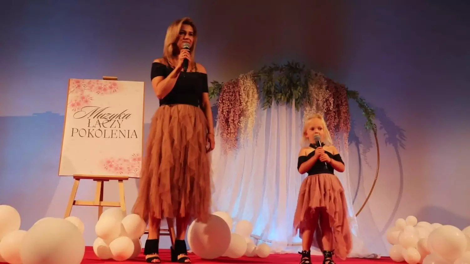 Niepubliczne przedszkole dwunastka "Jestem twoją bajką"