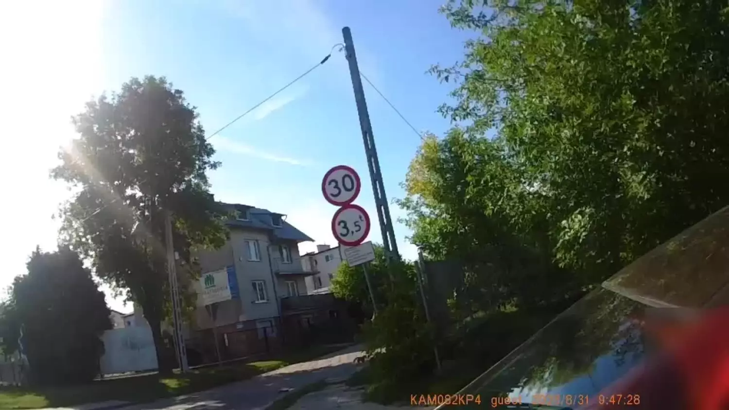 Pijany kierowca uciekał przed policją