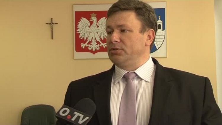 obnizka_pensji_prezydenta_setka.mp4