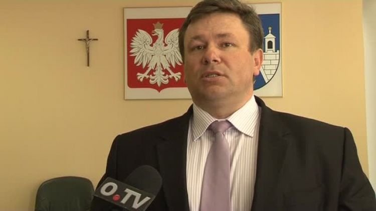 obnizka_pensji_prezydenta_setka.mp4