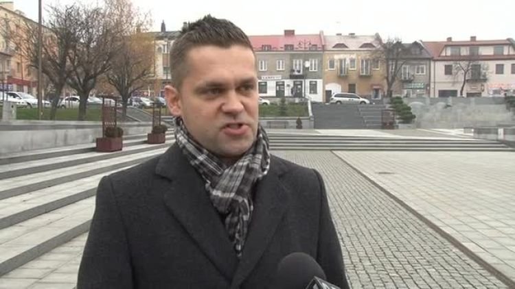 paczka_baza_danych_news.mp4