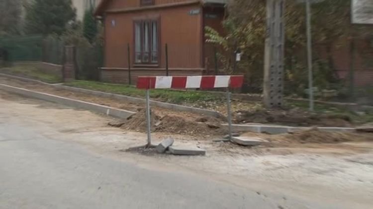 utrudnienia_na_drogach_szewiennska_news.mp4