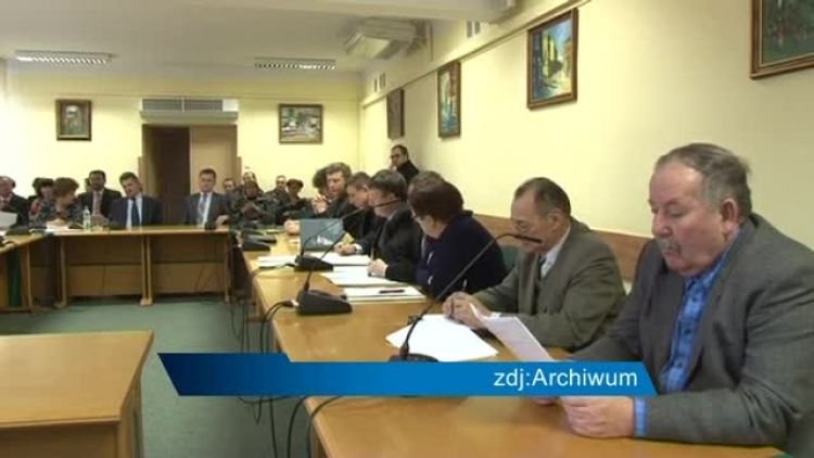 news_o_pieniadzach_zum.mp4