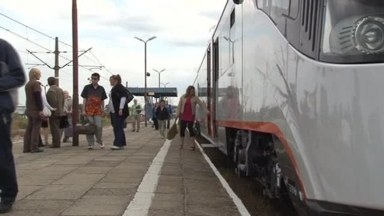 elf_nowy_pociag_news.mp4