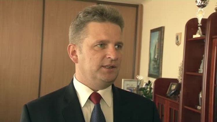 mialo_byc_tak_pieknie_weiss_news.mp4
