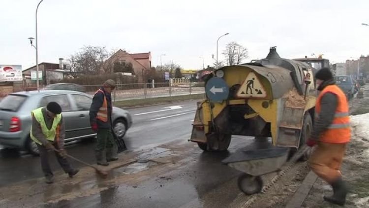dziuryyyyy_w_drogach_news.mp4