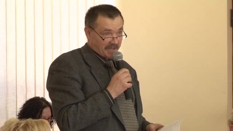 plakaty_jeszcze_wisza_news.mp4