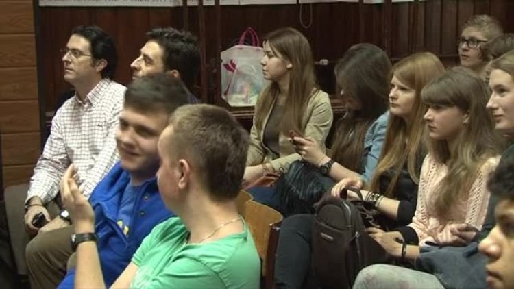 bronek_komenius_news.mp4