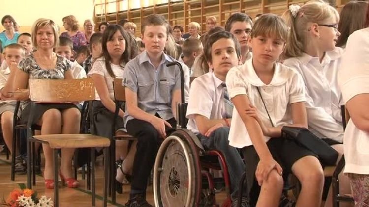 stypendia_dla_uczniow_news_na_2_08_2012.mp4