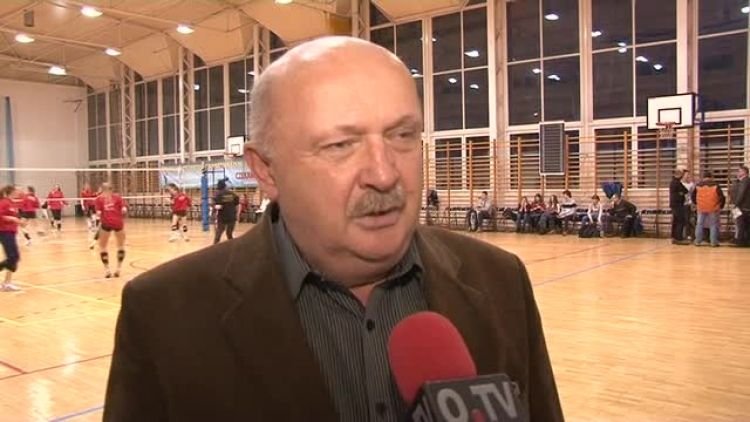 muks_jedynka_cwiercfinal_news.mp4