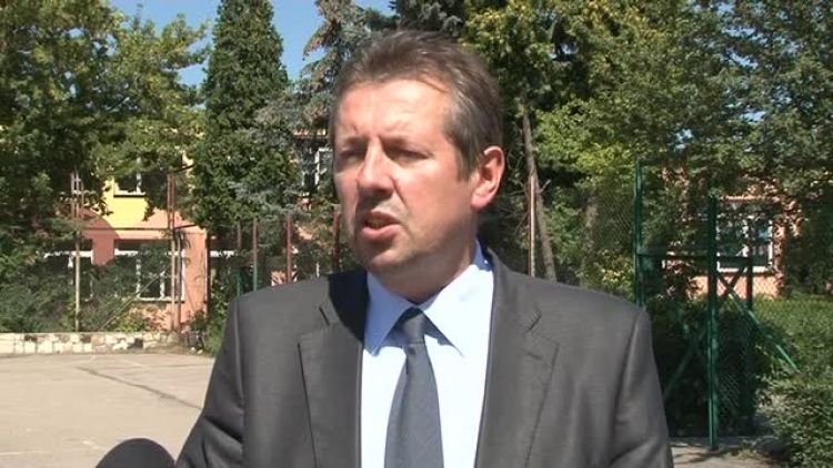 boisko_nowe_samochodowka_25_07_2012_news.mp4