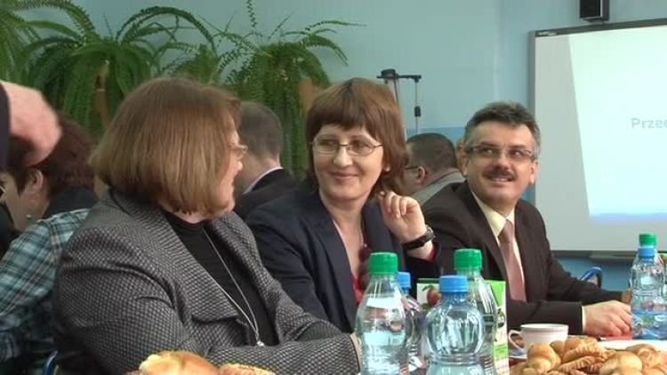 dyrektorzy_szkol_momina_news.mp4