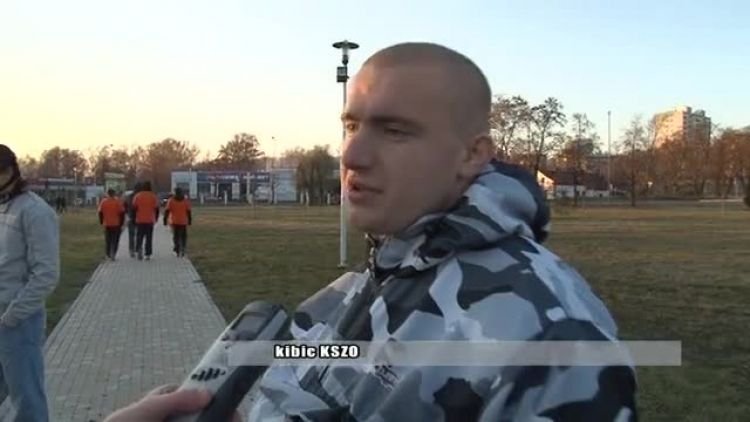 kibice_zlozyli_wience_news.mp4