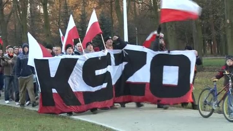 kibice_zlozyli_wience_news.mp4