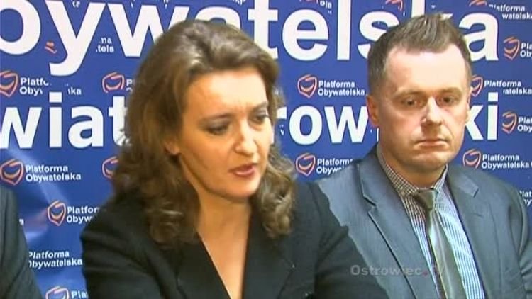 konf_pras_okla_drewnowicz_news.mp4