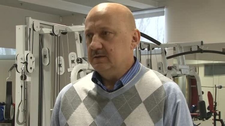 hala_mosir_otwarta_dla_mieszkancow_news_na_11_01_2012.mp4