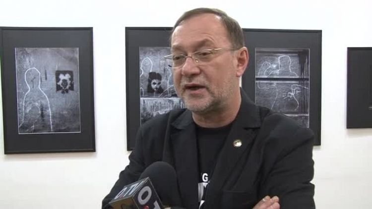 wystawa_8_foto_news.mp4