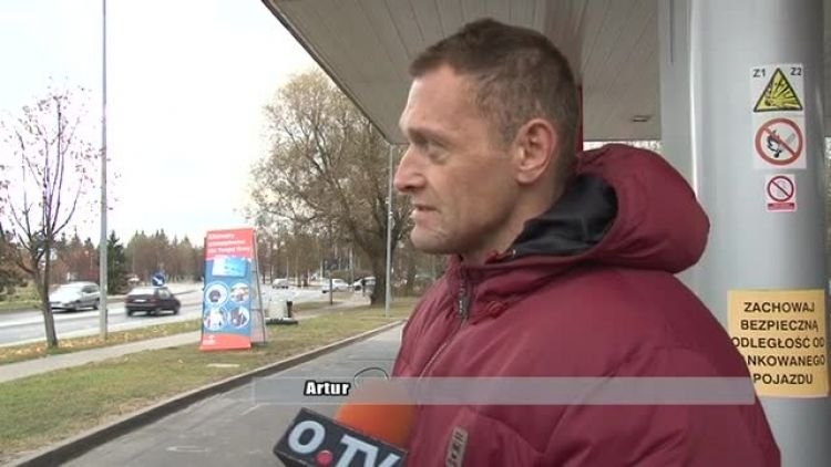 mlodziez_nie_chodzi_na_obchody_news.mp4