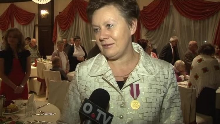 pracownik_socjalny_ordery_medale_dyplomy_ochy_i_achy_news.mp4