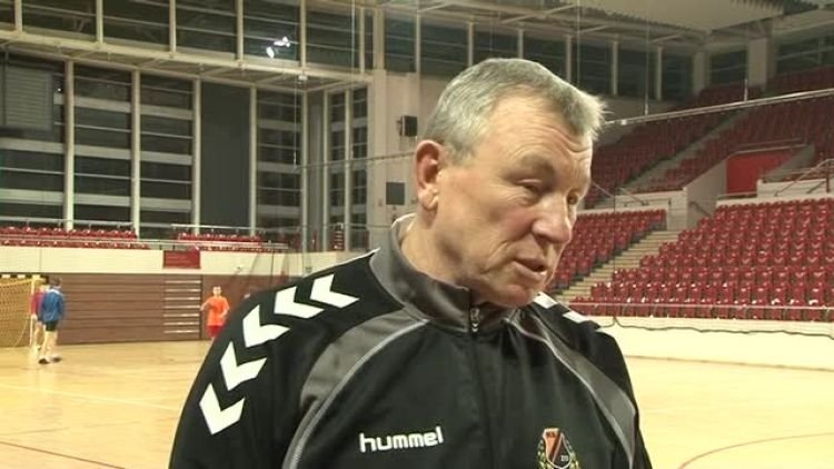 pilka_reczna_zmiana_warunkow_plac_news.mp4